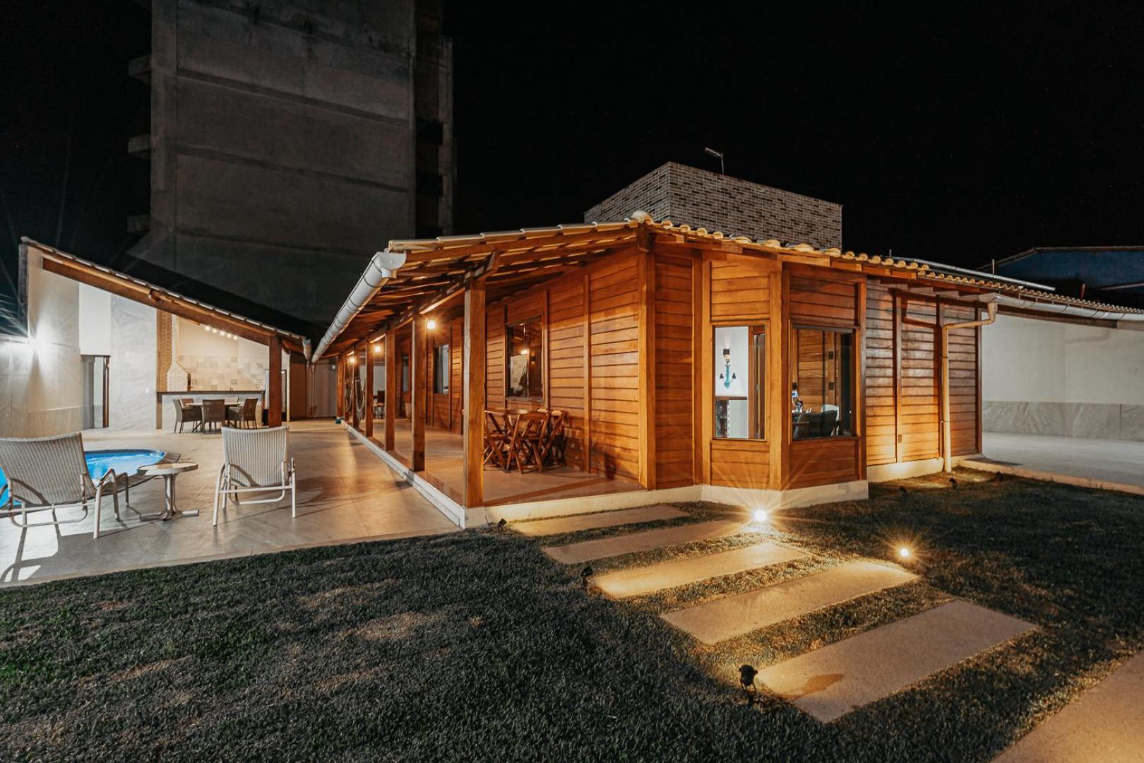 Casadecastelhanos: Beachfront Suites with Pool and Gourmet Kitchen Anchieta  Exterior photo