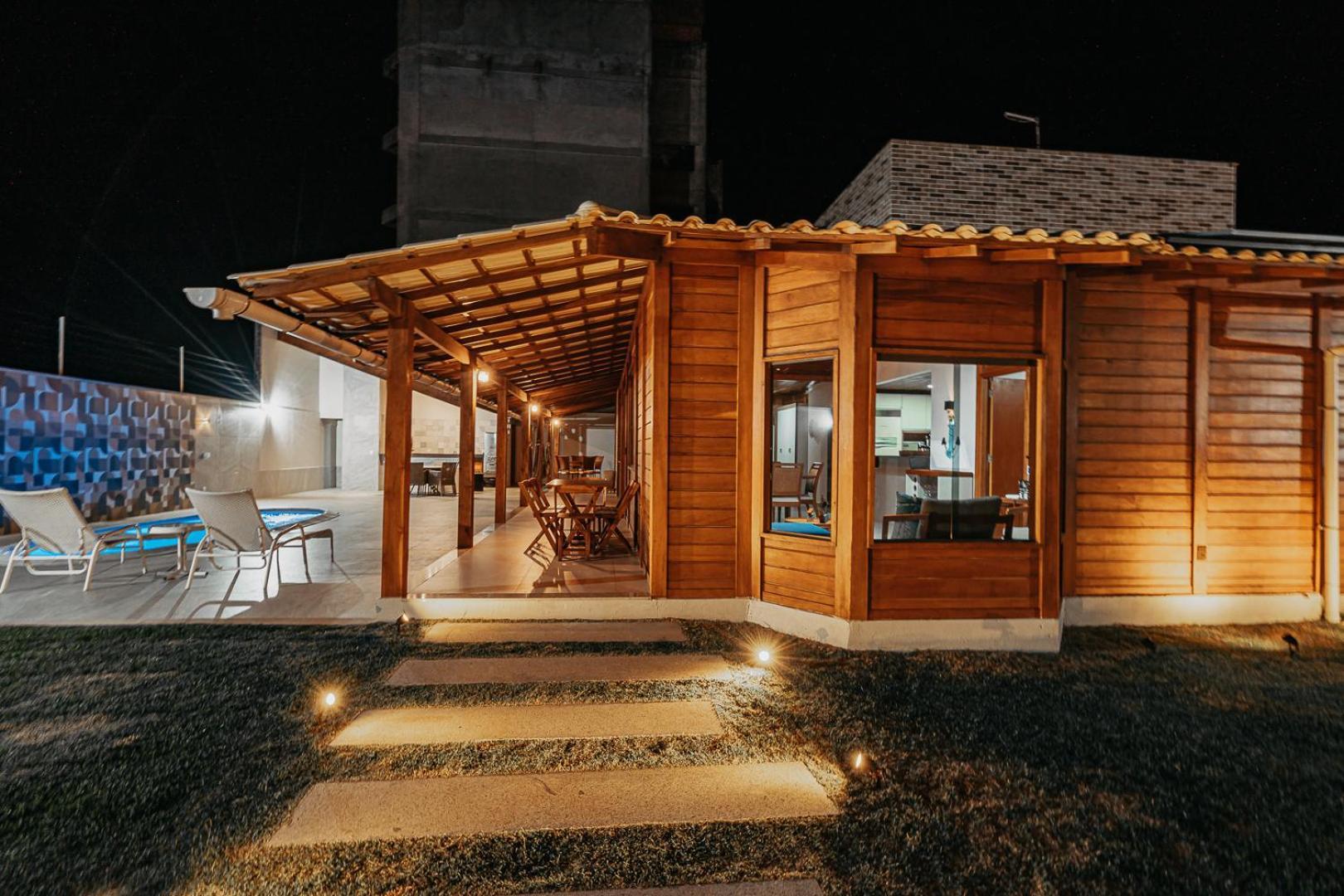 Casadecastelhanos: Beachfront Suites with Pool and Gourmet Kitchen Anchieta  Exterior photo