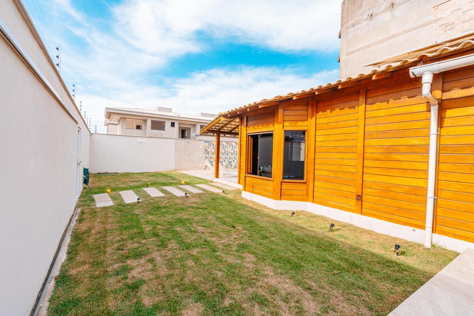 Casadecastelhanos: Beachfront Suites with Pool and Gourmet Kitchen Anchieta  Exterior photo